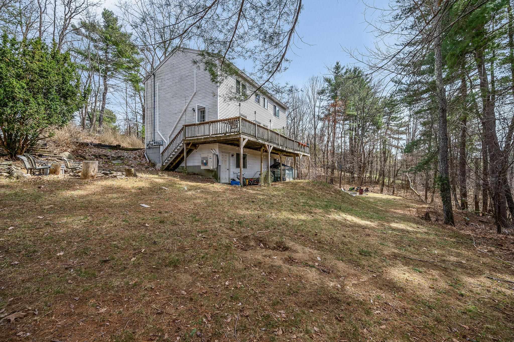 89 English Range Road Derry, NH 03038 - Photo 5 of 38 Gallery Image 5