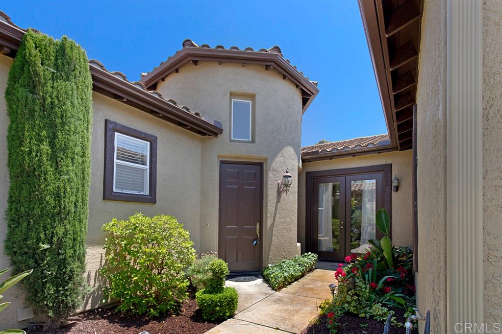 1249 Shadowcrest Lane Fallbrook, CA 92028 - Photo 2 of 25