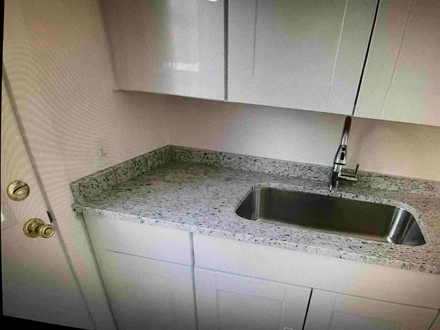 $1,295,000 | 33 Gardner Street, Portsmouth, NH 03801