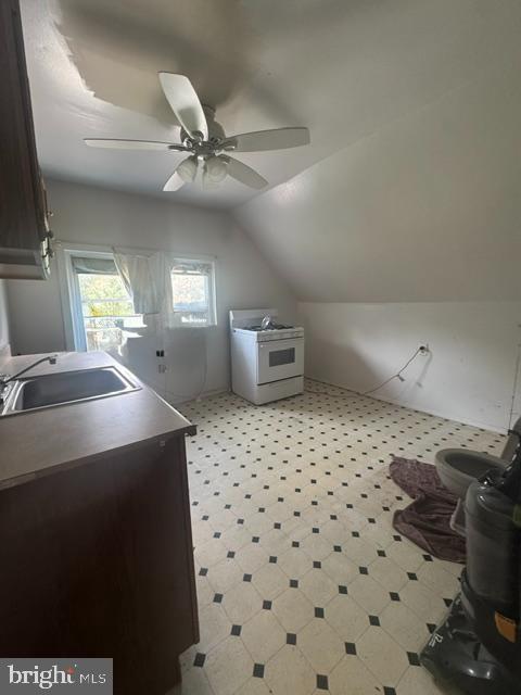1276 Pekin Road Pasadena, MD 21122 - Photo 28 of 34 KITCHEN UPSTAIR APT