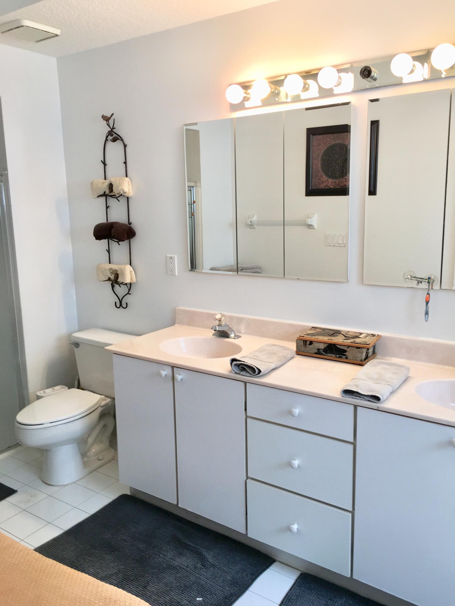 1145 Aviary Road Wellington, FL 33414 - Photo 17 of 20 3B3C79CB-5A86-448C-A9D2-11F12E4533E2