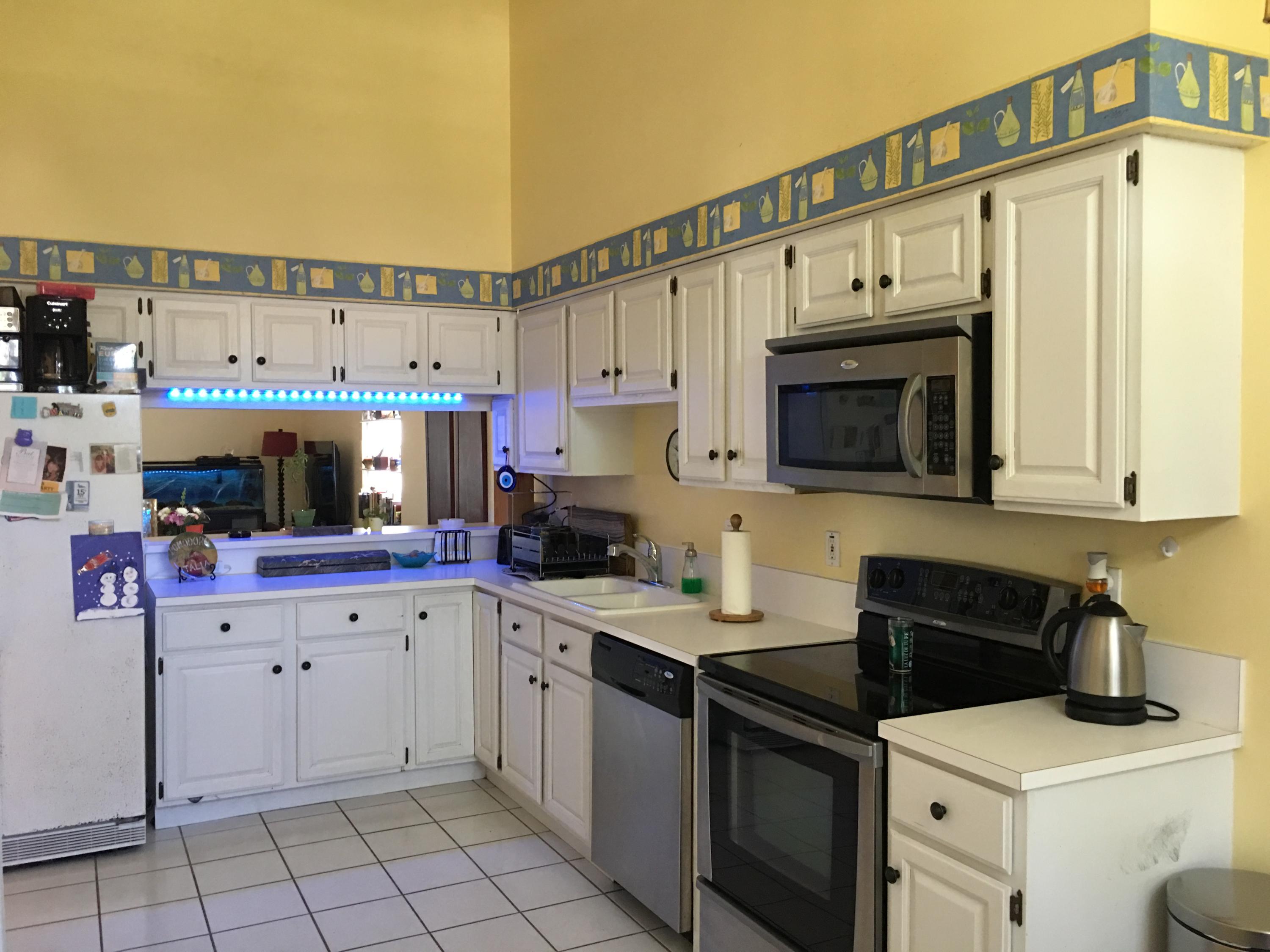1145 Aviary Road Wellington, FL 33414 - Photo 3 of 20 2B1DB831-F427-4882-9402-57D76E6B1148