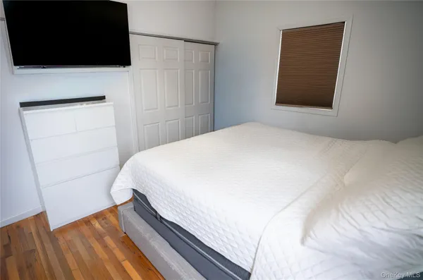 $749,999 | 1682 Church Street, Holbrook, NY 11741