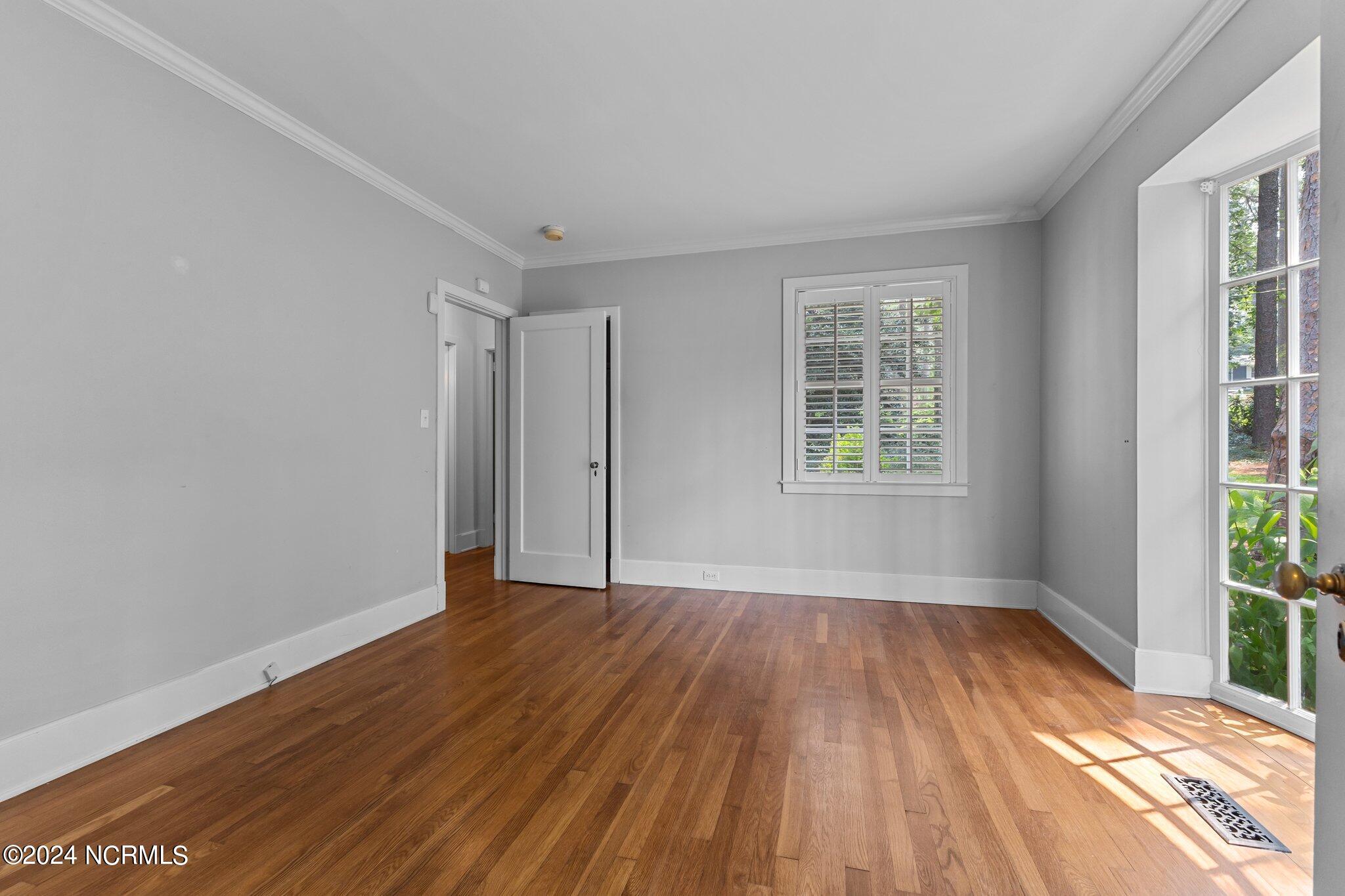 170 South Ridge Street Southern Pines, NC 28387 - Photo 18 of 37 21-web-or-mls-707A9460