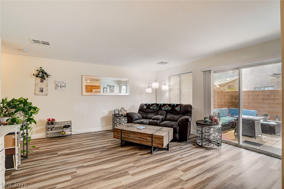 705 Spotted Eagle Street Henderson, NV 89015 - Photo 6 of 44