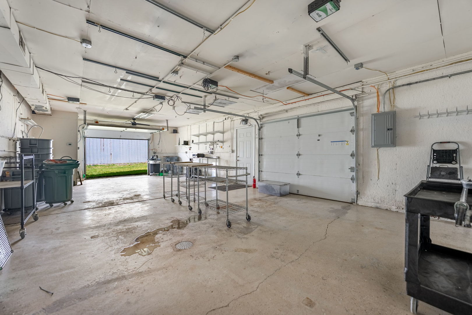 7496 Wolf Road Kingston, IL 60145 - Photo 7 of 15 a view of a garage