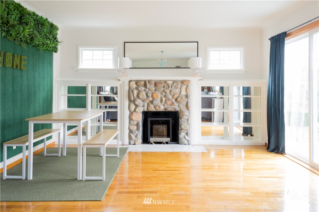 1614 Wheaton Way Bremerton, WA 98310 - Photo 5 of 12 Gallery Image 5