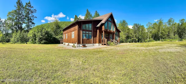 $1,100,000 | 4382 River Road, Equinunk, PA 18417