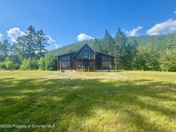 $1,100,000 | 4382 River Road, Equinunk, PA 18417