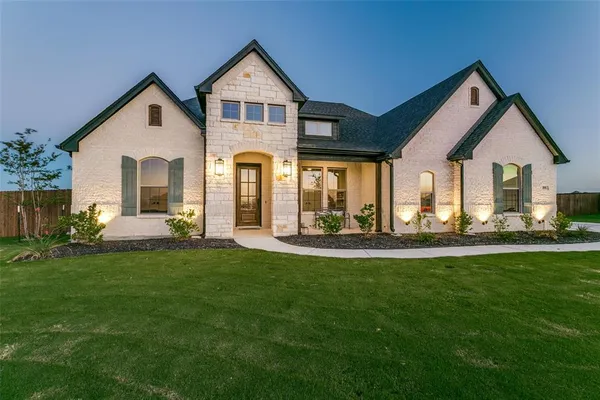 $550,000 | 101 Grey Wolf Court, Godley, TX 76044
