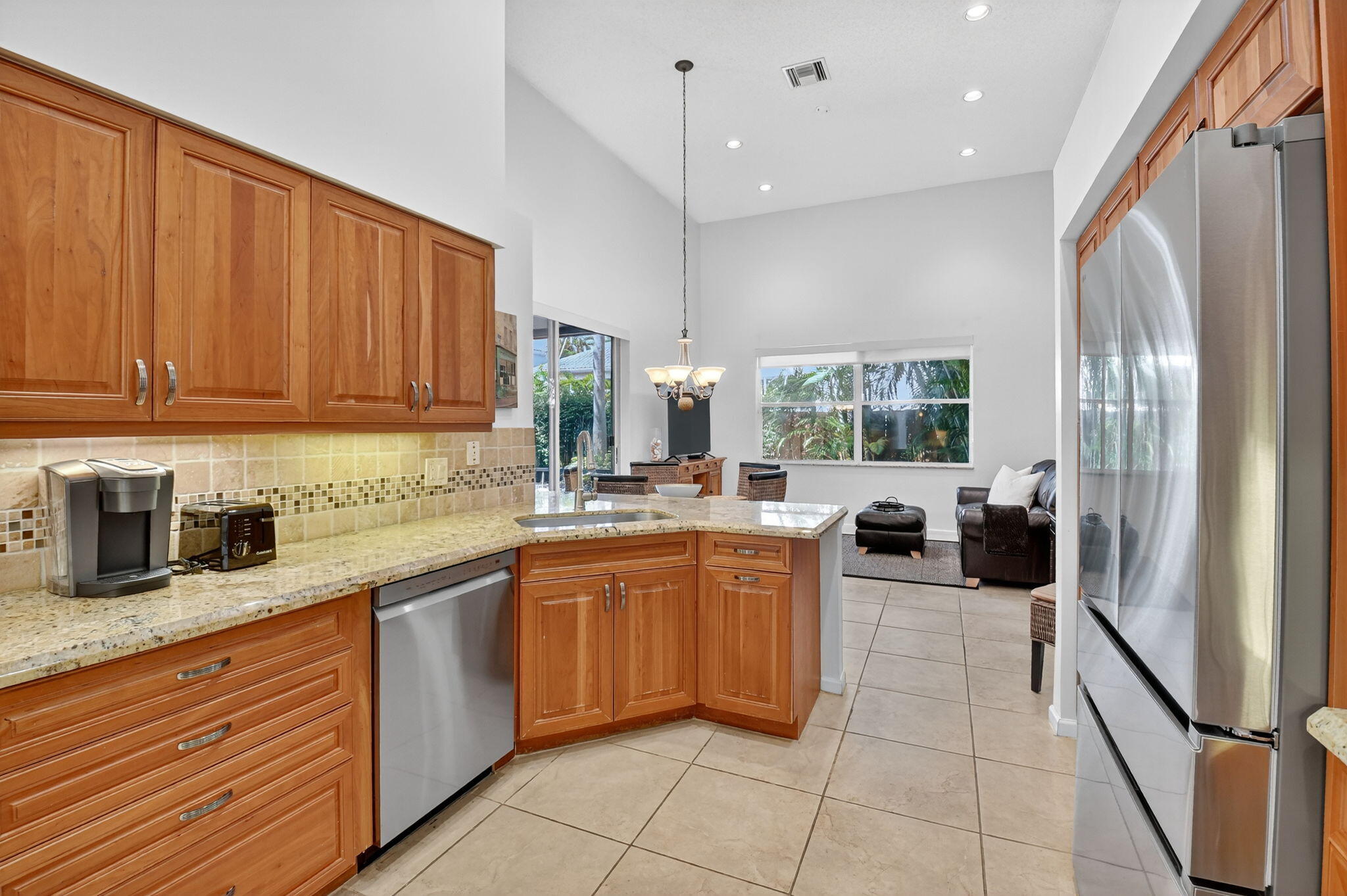 6657 Northwest 25th Way Boca Raton, FL 33496 - Photo 13 of 41 13-web-or-mls-040_DSC_0224