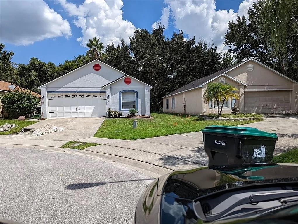 10565 Rocking A Run Orlando, FL 32825 - Photo 1 of 11