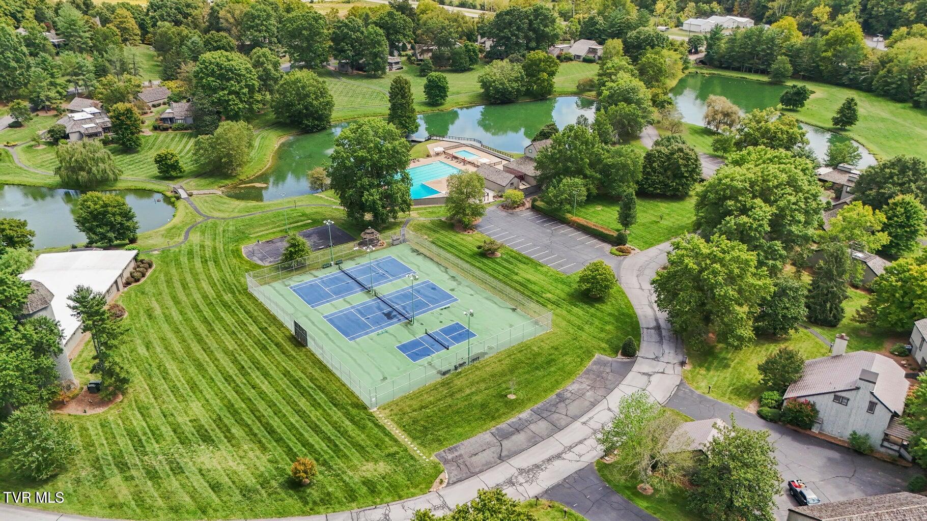 120 Columbine Road Kingsport, TN 37660 - Photo 74 of 87 Crown Colony Grounds