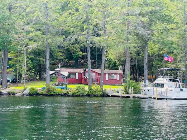 $725,000 | 23 Cow Island, Mirror Lake, NH 03853
