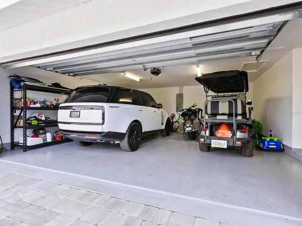 $1,575,000 | 749 Tropical Circle, Sarasota, FL 34242