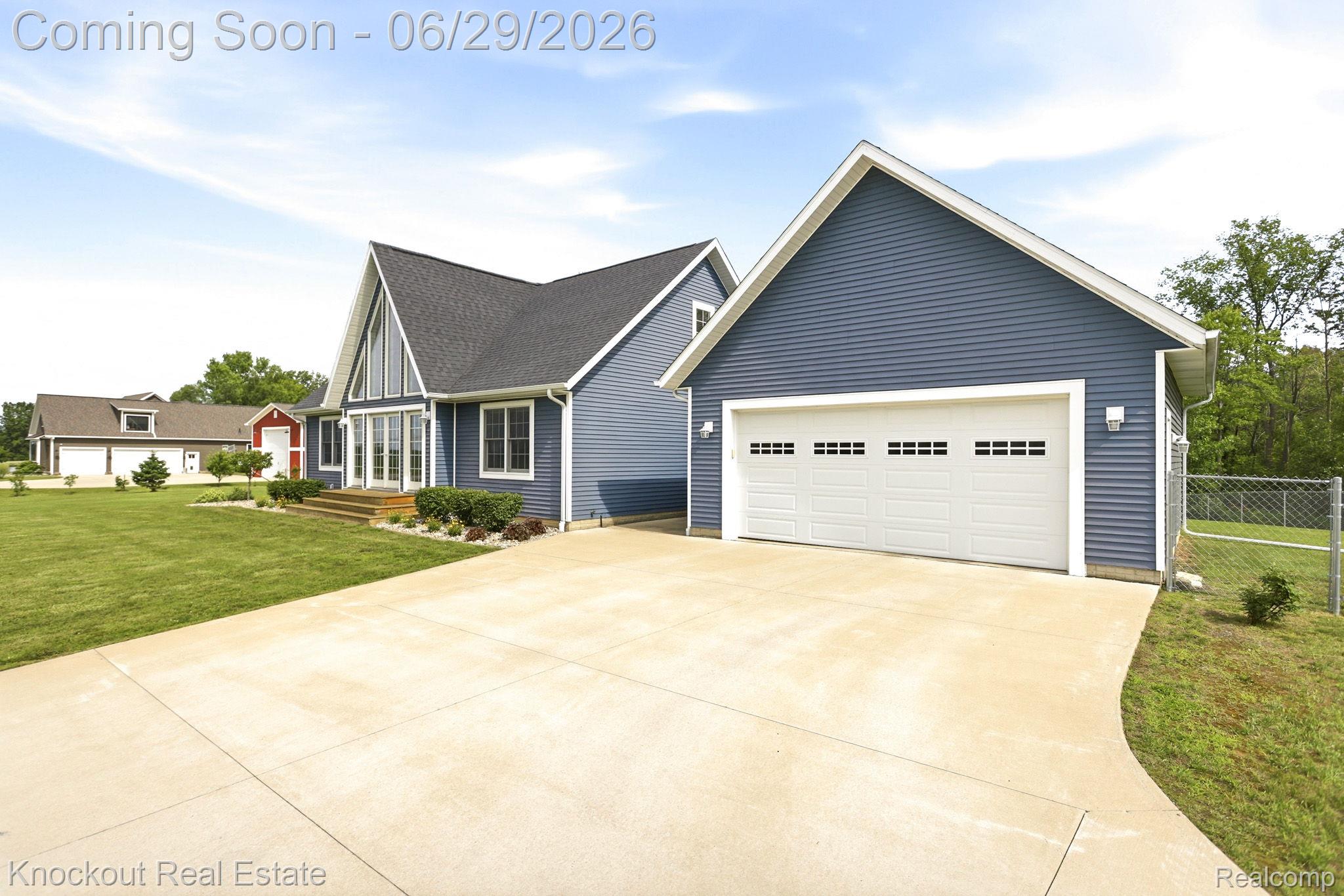 11415 Rathbun Road Birch Run, MI 48415 - Photo 8 of 73 9-web-or-mls-11415 Rathbun Rd-17.jpg