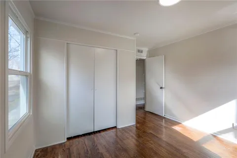 $350,000 | 7115 Outlook Street, Overland Park, KS 66204