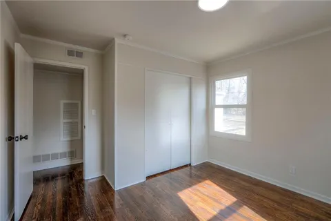 $350,000 | 7115 Outlook Street, Overland Park, KS 66204