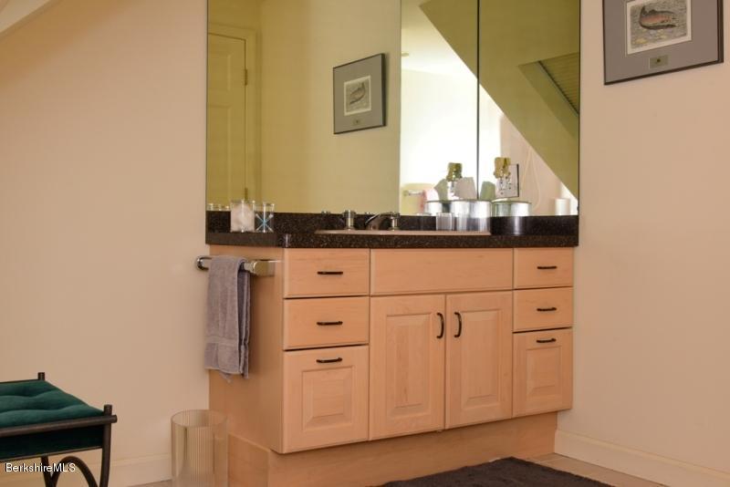 264 Brush Hill Road Sheffield, MA 01230 - Photo 21 of 29 bathroom