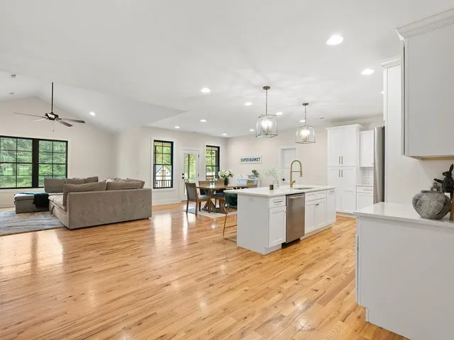 $465,000 | 261 Ferree Road, Campobello, SC 29322