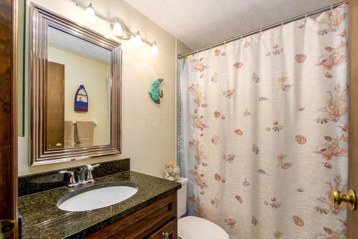 2017 Stancrest Road Dublin, OH 43016 - Photo 19 of 39 Gallery Image 19