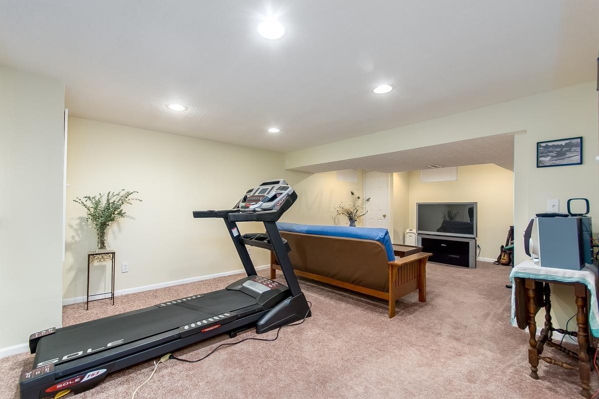 2017 Stancrest Road Dublin, OH 43016 - Photo 26 of 39 Gallery Image 26