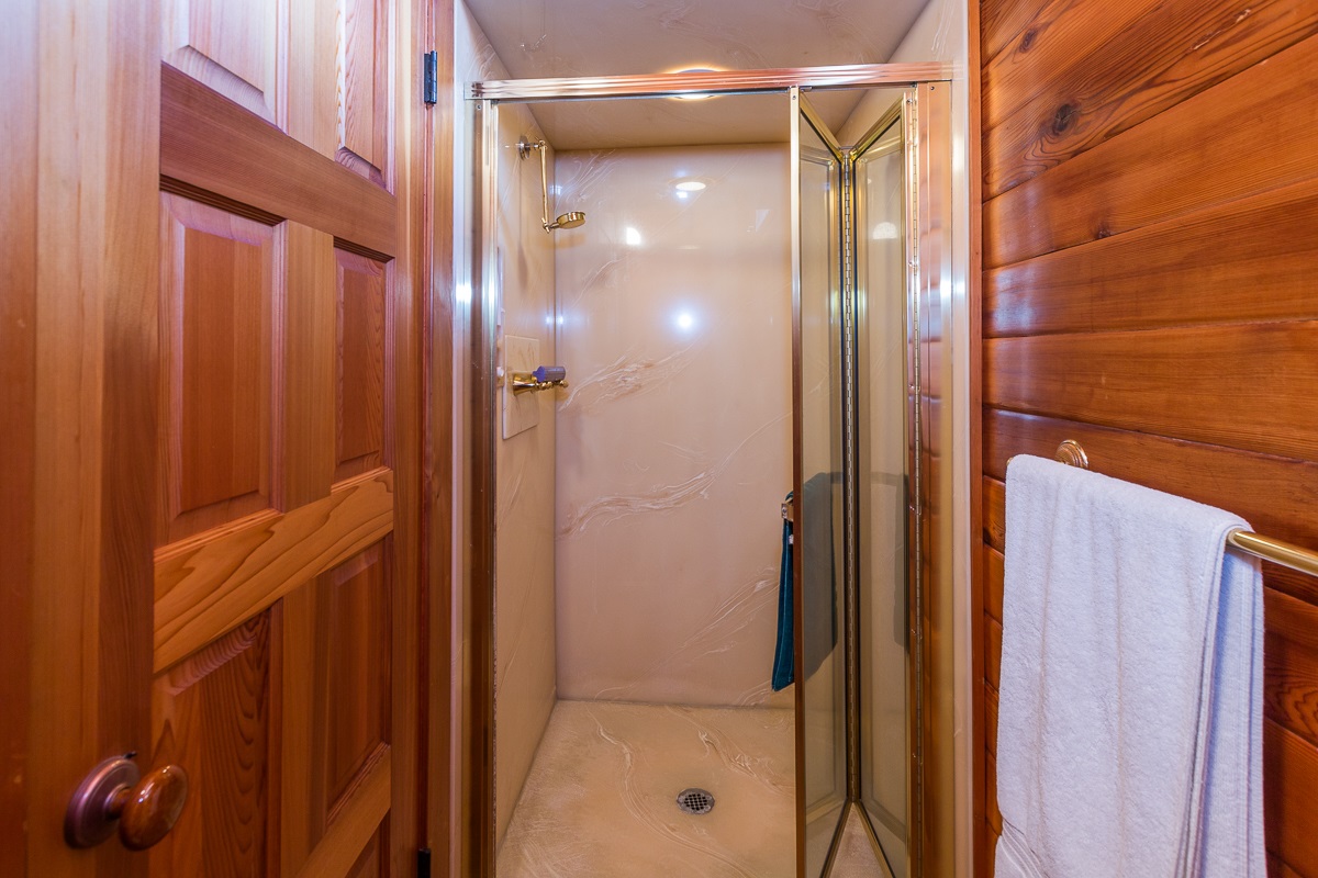 8104 South Regal Road Spokane, WA 99223 - Photo 22 of 48