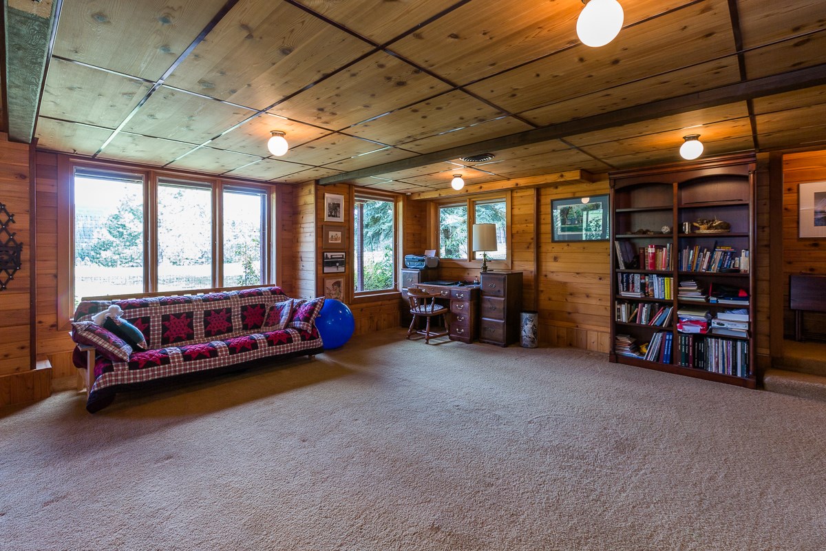 8104 South Regal Road Spokane, WA 99223 - Photo 28 of 48
