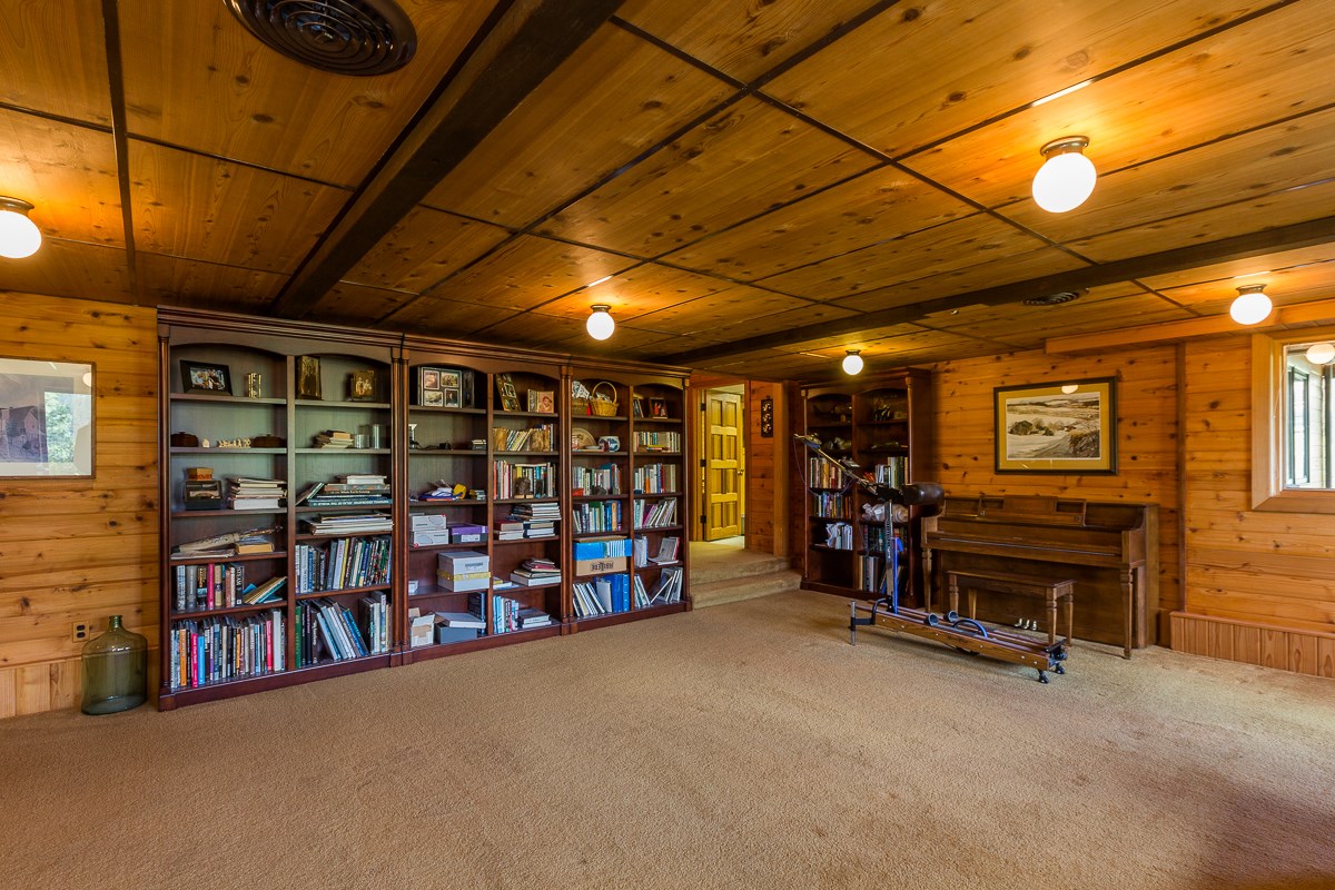 8104 South Regal Road Spokane, WA 99223 - Photo 29 of 48