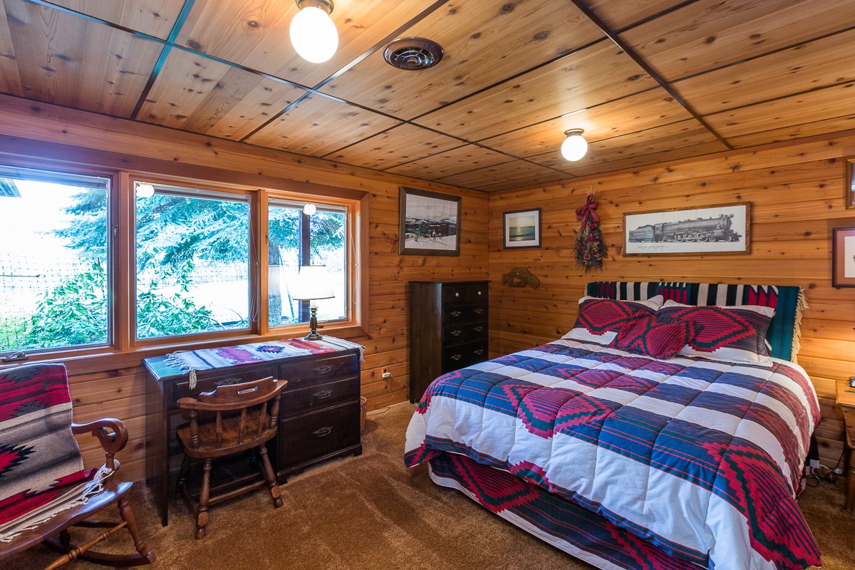 8104 South Regal Road Spokane, WA 99223 - Photo 31 of 48