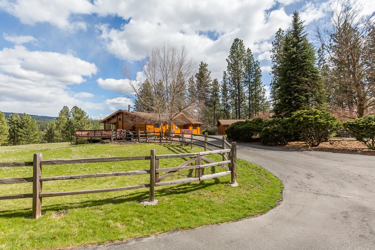 8104 South Regal Road Spokane, WA 99223 - Photo 5 of 48