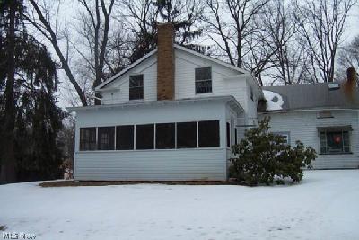 1383 Ridge Road Salem, OH 44460 - Photo 1 of 1 Front