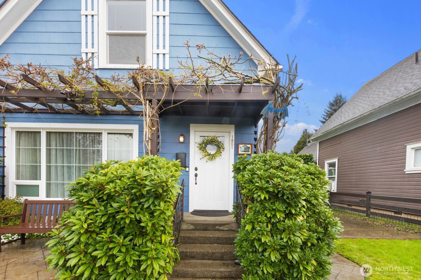 1801 Rockefeller Avenue Everett, WA 98201 - Photo 3 of 36 Gallery Image 3