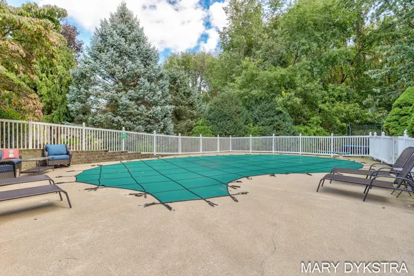 $700,000 | 145 Bay Meadows Drive, Holland, MI 49424