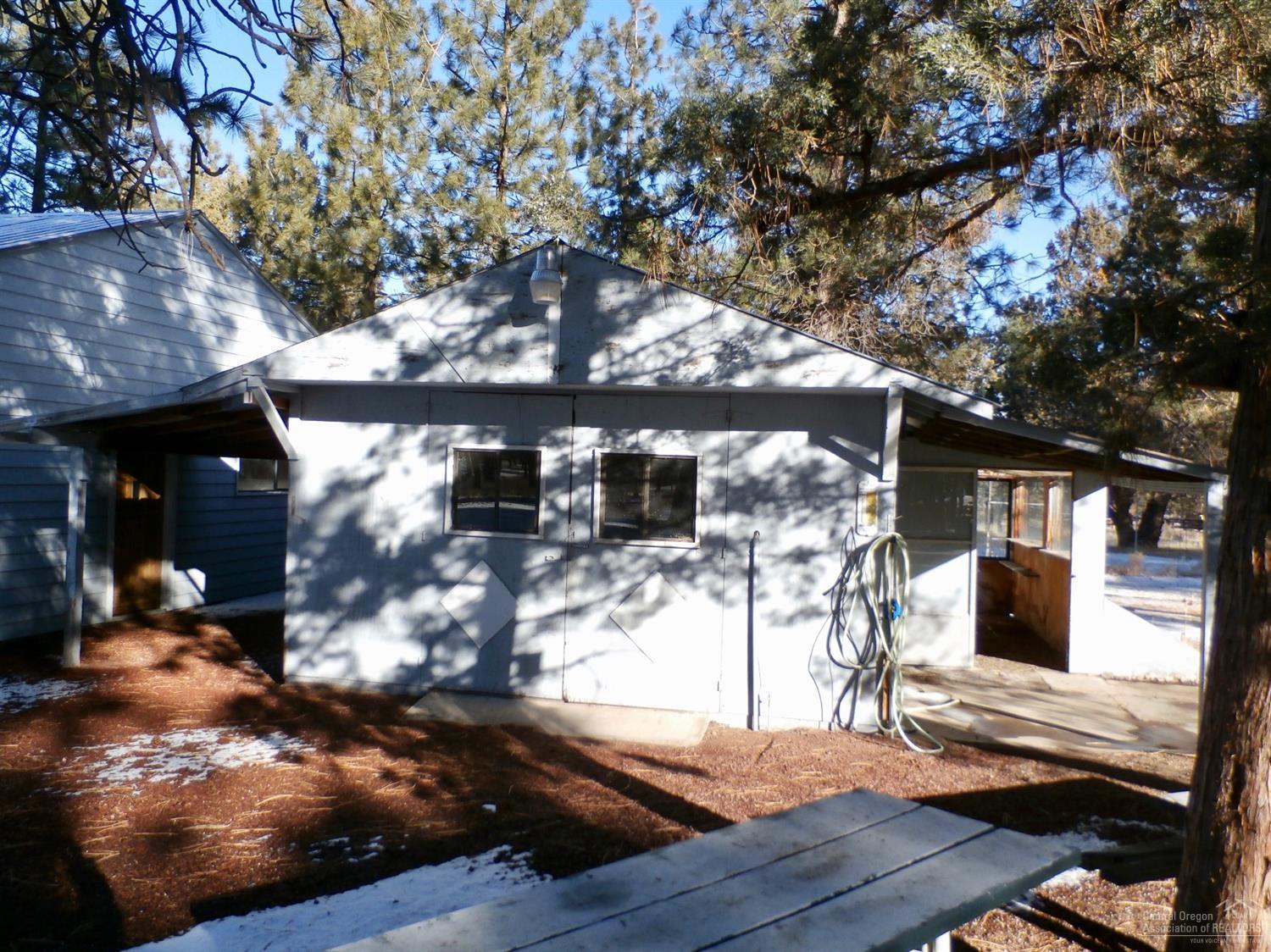 67200 Harrington Loop Road Bend, OR 97703 - Photo 3 of 22 Additional Photo