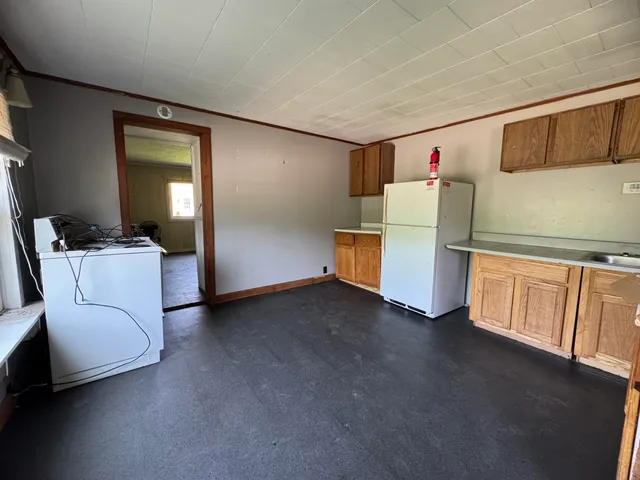 $95,000 | 15 Blaine Avenue, Guilford, ME 04443