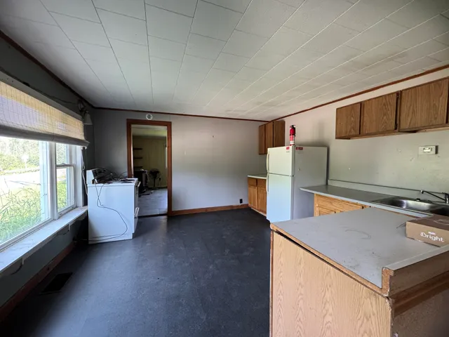 $95,000 | 15 Blaine Avenue, Guilford, ME 04443