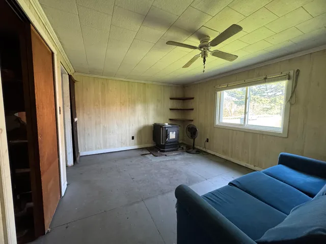 $95,000 | 15 Blaine Avenue, Guilford, ME 04443