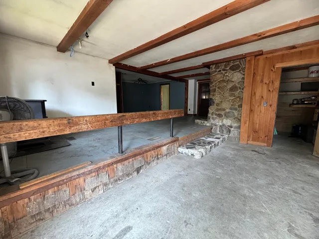 $95,000 | 15 Blaine Avenue, Guilford, ME 04443