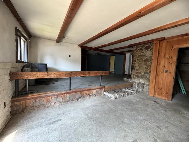 $95,000 | 15 Blaine Avenue, Guilford, ME 04443