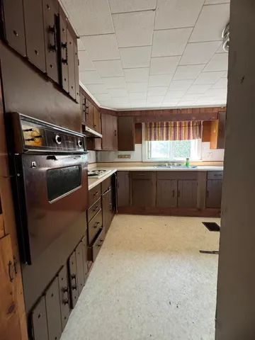 $95,000 | 15 Blaine Avenue, Guilford, ME 04443