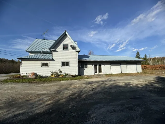 $95,000 | 15 Blaine Avenue, Guilford, ME 04443