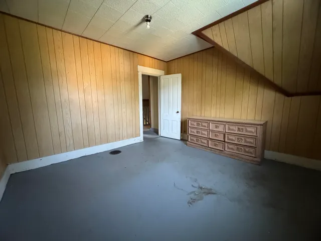 $95,000 | 15 Blaine Avenue, Guilford, ME 04443