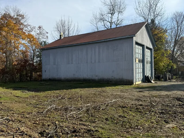 $95,000 | 15 Blaine Avenue, Guilford, ME 04443