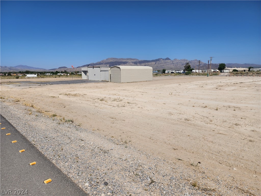 1011 East Simkins Road Pahrump, NV 89060 - Photo 14 of 16 Gallery Image 14