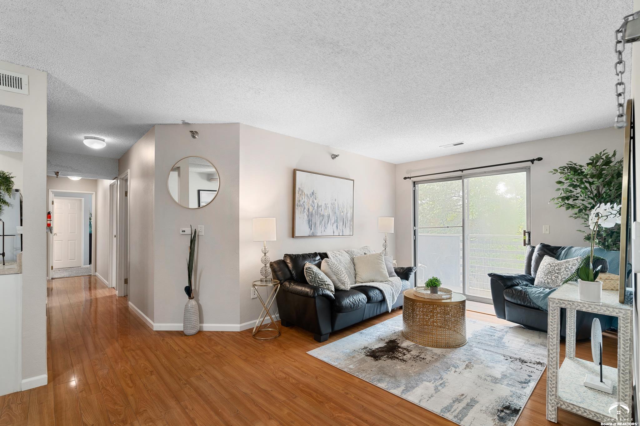 927 Emery Road, Unit D203 Lawrence, KS 66044 - Photo 1 of 1 Gallery Image 1