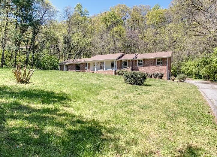 6628 Ellesmere Road Nashville, TN 37205 - Photo 3 of 22 Gallery Image 3