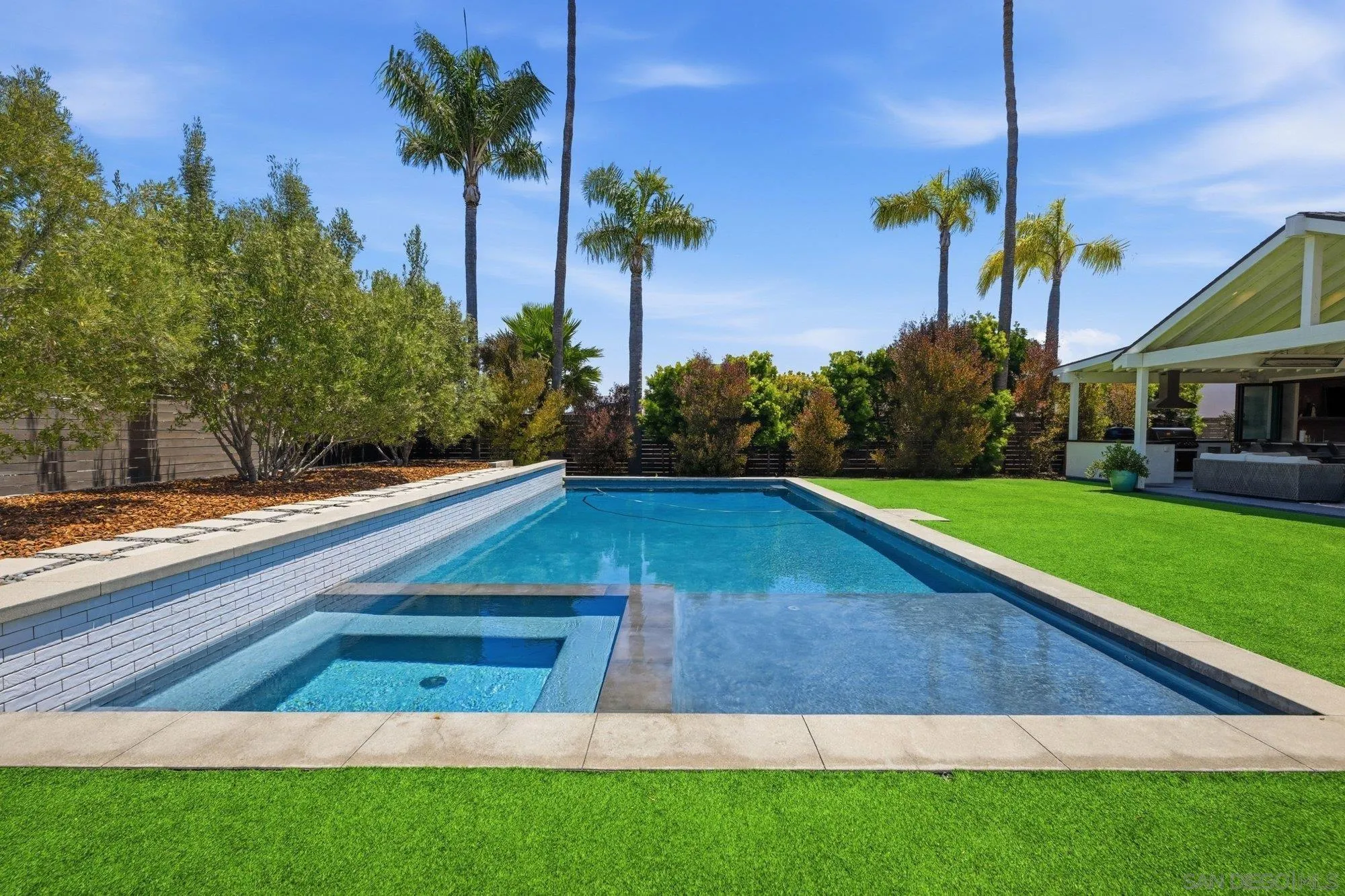 420-422 Bell Rnch Road Solana Beach, CA 92075 - Photo 26 of 58 Swimming Pool/Hot Tub/Sauna