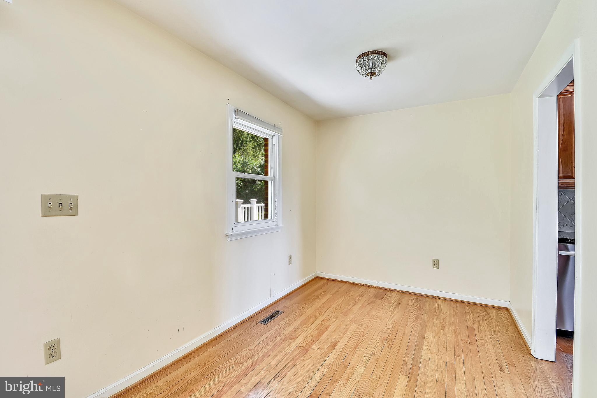 23941 Stringtown Road Clarksburg, MD 20871 - Photo 11 of 30 Dining Room