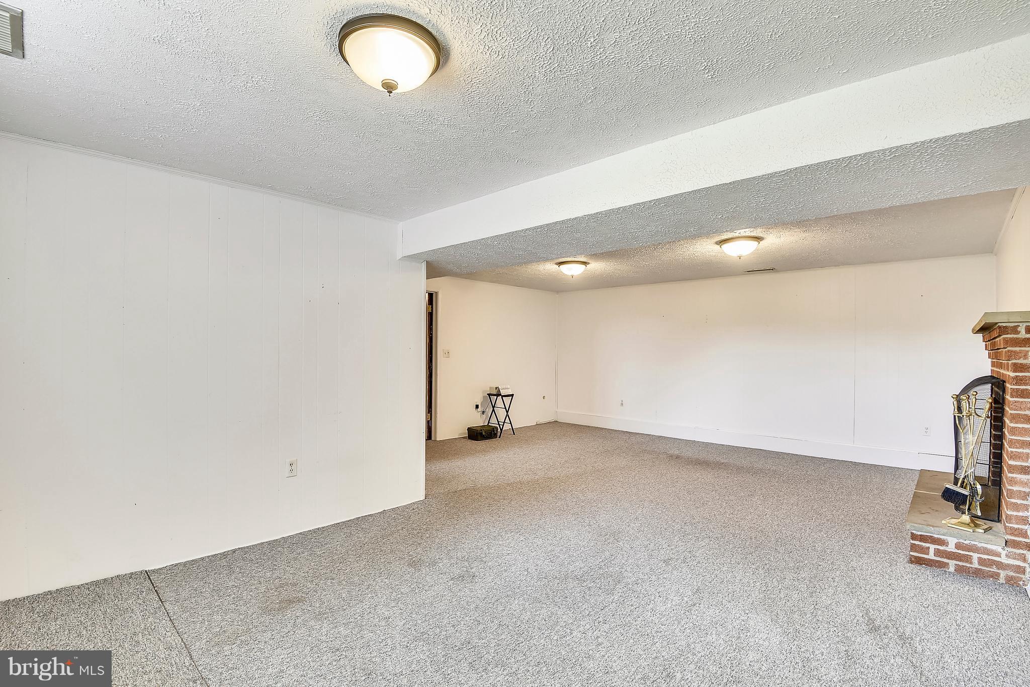 23941 Stringtown Road Clarksburg, MD 20871 - Photo 21 of 30 Family Room